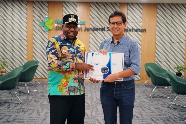 TRANSFORMASIH KESEHATAN INTAN JAYA | BUPATI ANER MAISINI BERTEMU KEMENKES RI | BANGUN RUMAH SAKIT