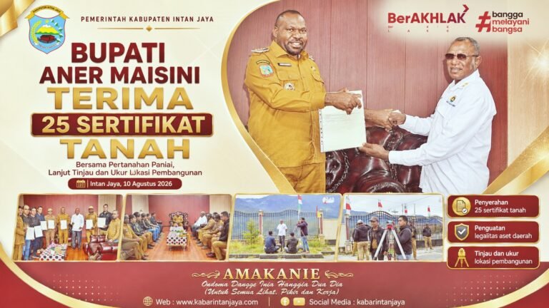 Bupati Aner Maisini Terima 25 Sertifikat Tanah, Lanjut Tinjau dan Ukur Lokasi Pembangunan